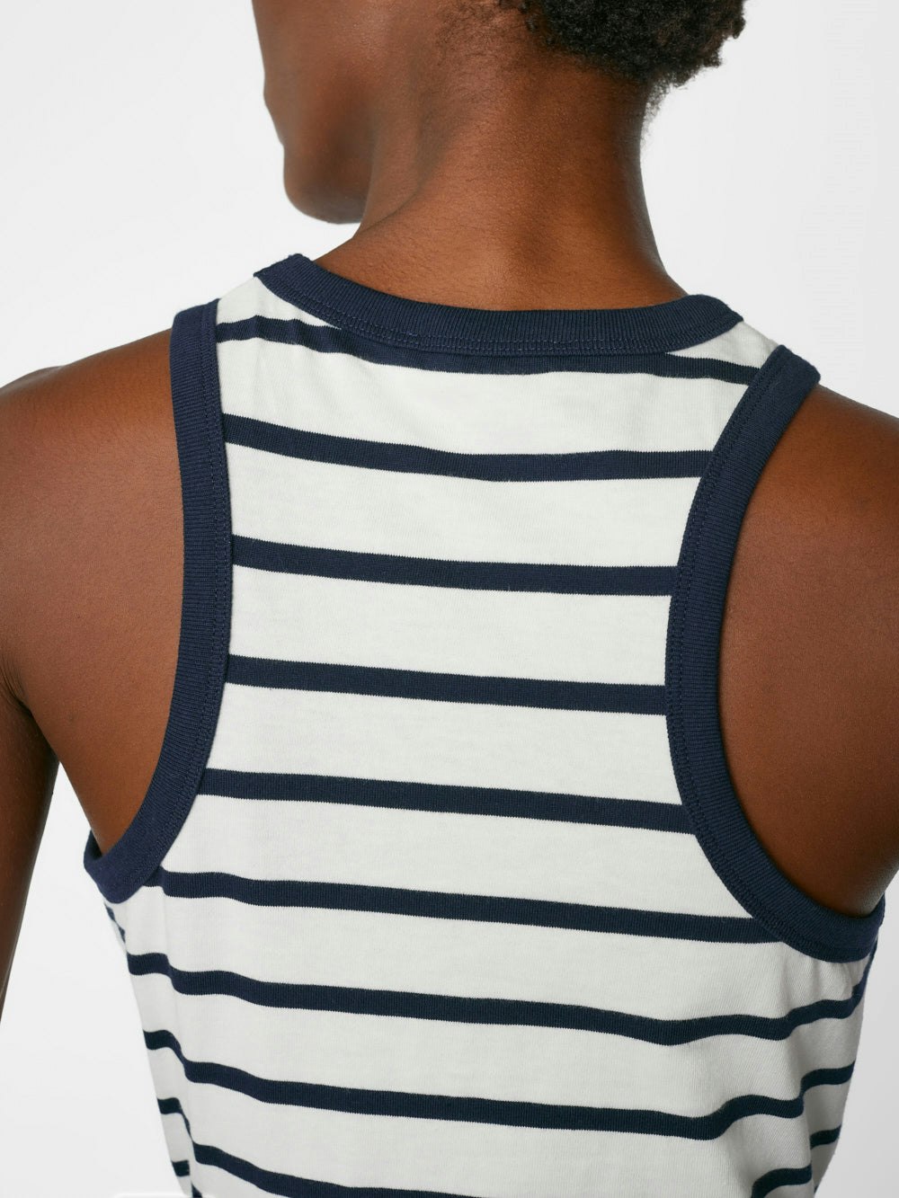 shirt detail alt:size
